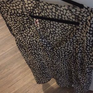 Black and white top- short sleeves